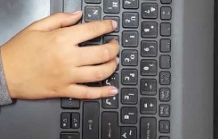 آموزش تایپ ده انگشتی 2