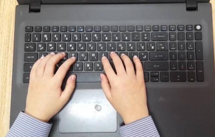 آموزش تایپ ده انگشتی