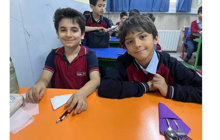 آموزش تزیین دستمال سفره درس اتیکت(مهارت اجتماعی) 9