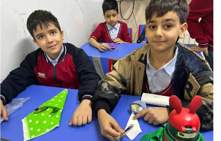 آموزش تزیین دستمال سفره درس اتیکت(مهارت اجتماعی)