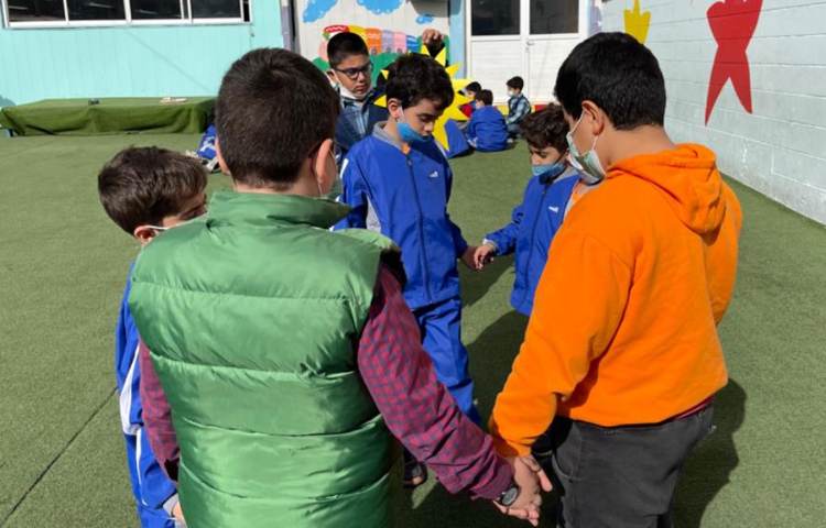 آموزش تشکیل نور و سایه دانش آموزان پایه دوم دبستان 2