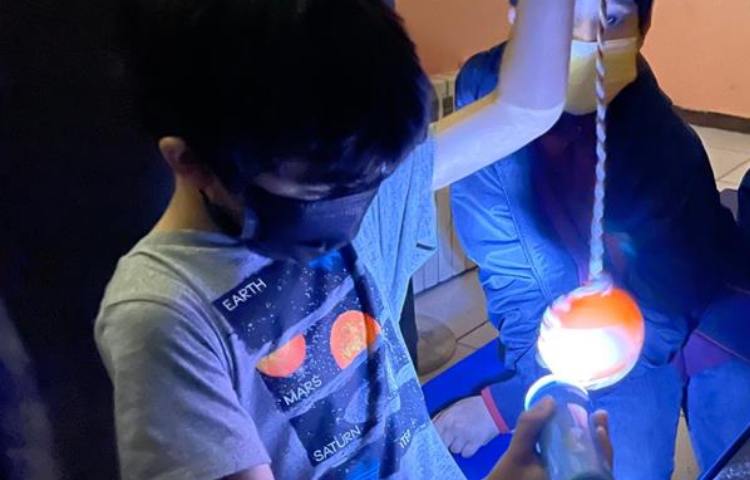 آموزش تشکیل نور و سایه دانش آموزان پایه دوم دبستان 4