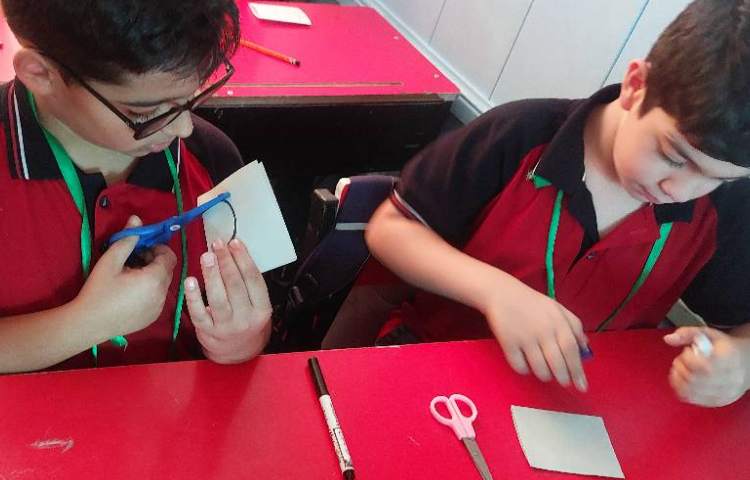 آموزش تقارن