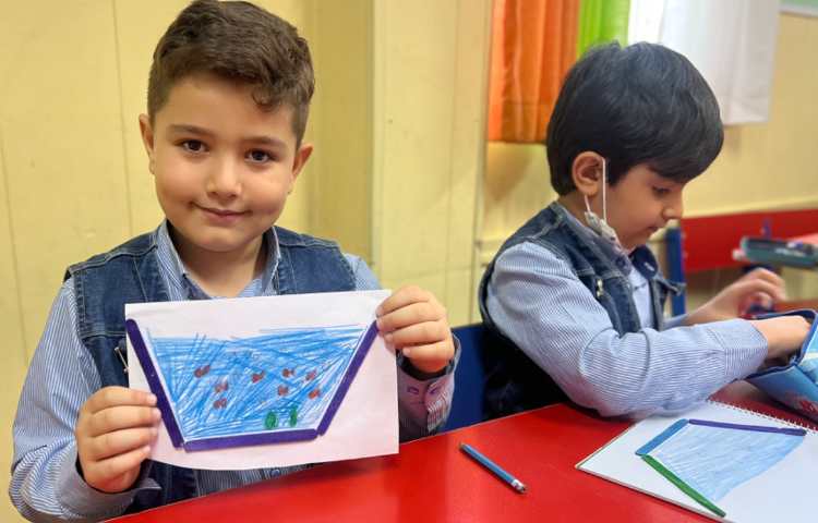 آموزش تنگ ماهی کلاژ ونقاشی 7