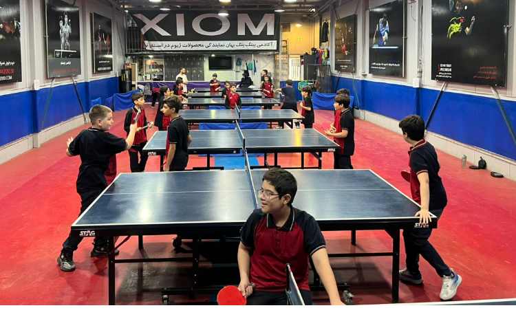 آموزش تنیس روی میز نحوه صحیح راکت گرفتن و سرویس زدن 3