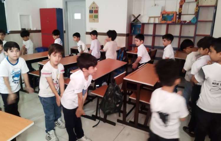 آموزش جهت ها»با شعر و موسیقی و انجام کاربرگ 2