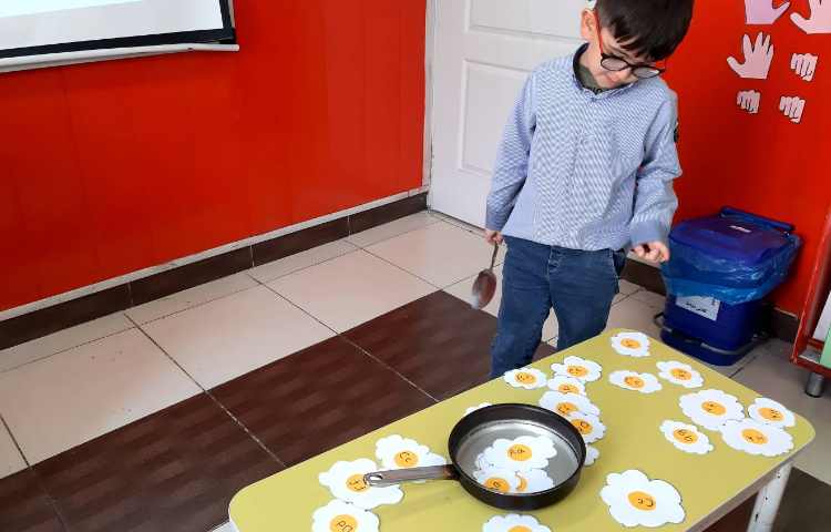 آموزش حروف همراه با بازی 2