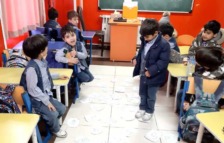 آموزش حروف همراه با بازی 2