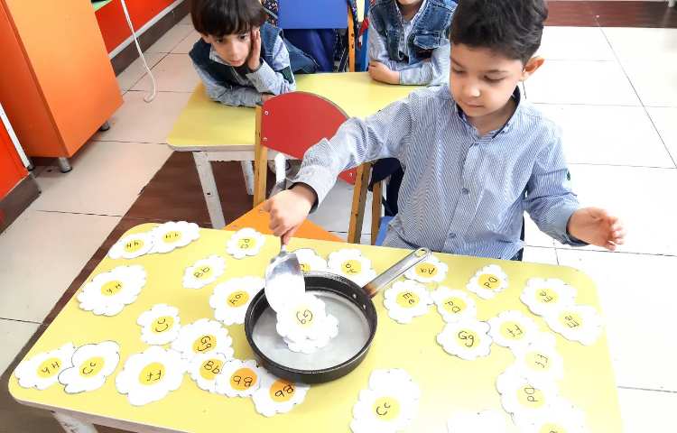 آموزش حروف همراه با بازی 7