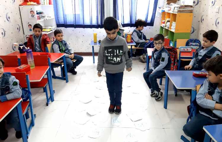 آموزش حروف همراه با بازی 8