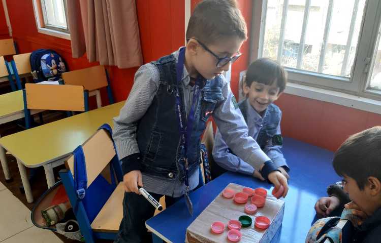 آموزش حروف همراه با بازی