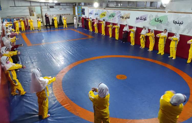 آموزش حرکت غلت جلو 3