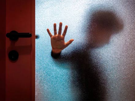 آموزش کودکان برای مقابله با کودک آزاری