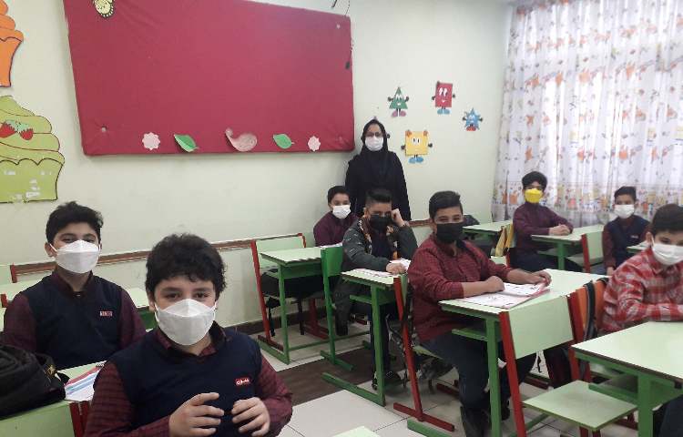 آموزش حضوری دانش آموزان دبستان علوی 10