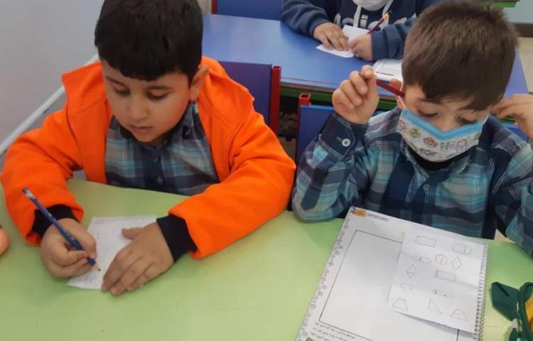 آموزش خط بر روی اشکال هندسی