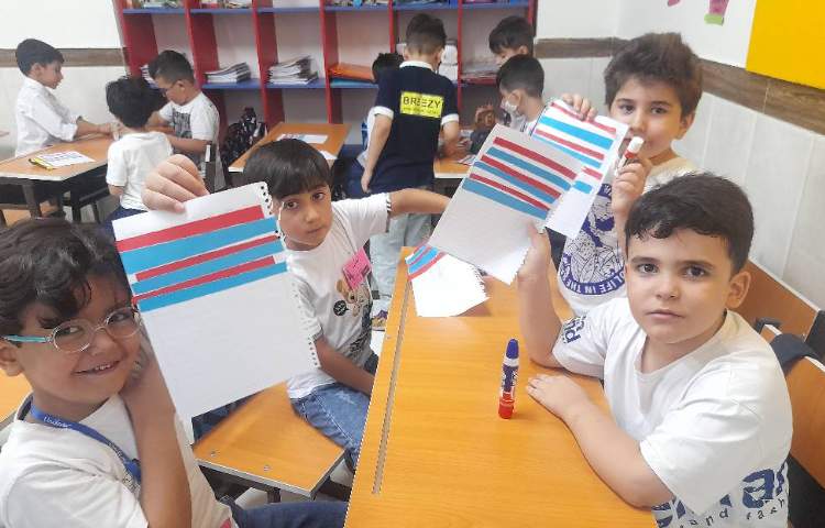 آموزش خط زمینه با کاغذهای رنگی 3