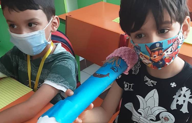 :آموزش خط زمینه و روش صحیح دست گرفتن مداد، کلاس توت فرنگی 6