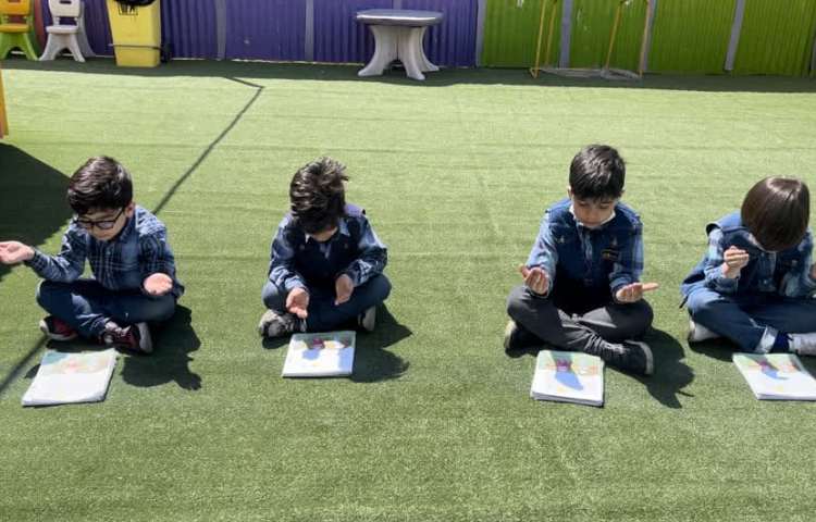 آموزش خلاق درس نیایش فارسی پایه اول دبستان 0