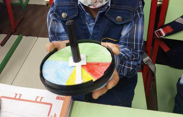 آموزش خلاق ریاضی (مبحث احتمال )پایه دوم دبستان علوی 13