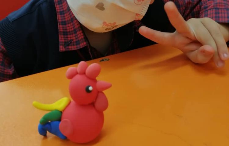 آموزش خمیر بازی دانش آموزان پایه اول 6