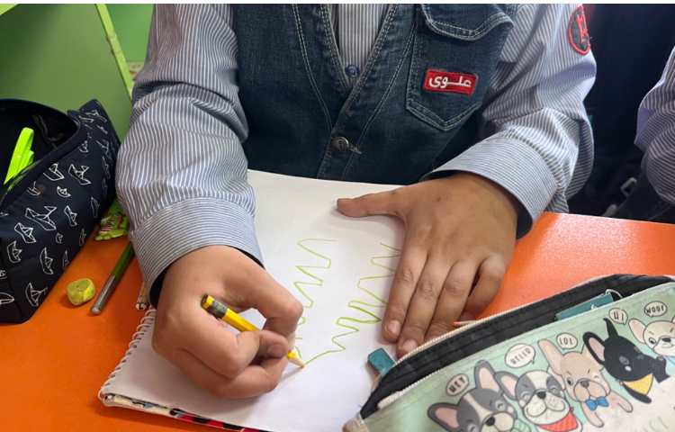 آموزش درخت کاج با ریسه های رنگی 3