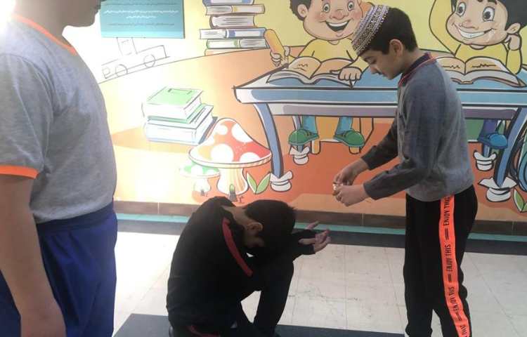 آموزش درس فارسی (حکایت طوطی و بازرگان ) 1