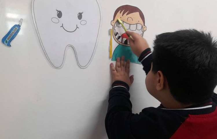 آموزش درس مهارت های زندگی درس بهداشت دهان و دندان و مسواک زدن 3