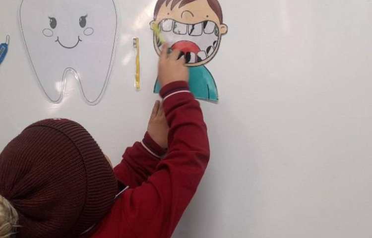 آموزش درس مهارت های زندگی درس بهداشت دهان و دندان و مسواک زدن 4