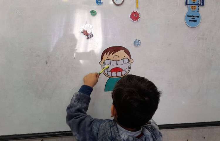 آموزش درس مهارت های زندگی درس بهداشت دهان و دندان و مسواک زدن