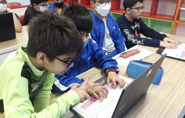 آموزش درس کامپیوتر دانش آموزان پایه چهارم 3