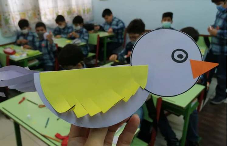 آموزش دست سازه پرنده با کاغذ رنگی 2