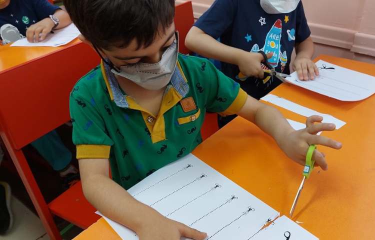 آموزش دست ورزی براساس خط تقارن 2