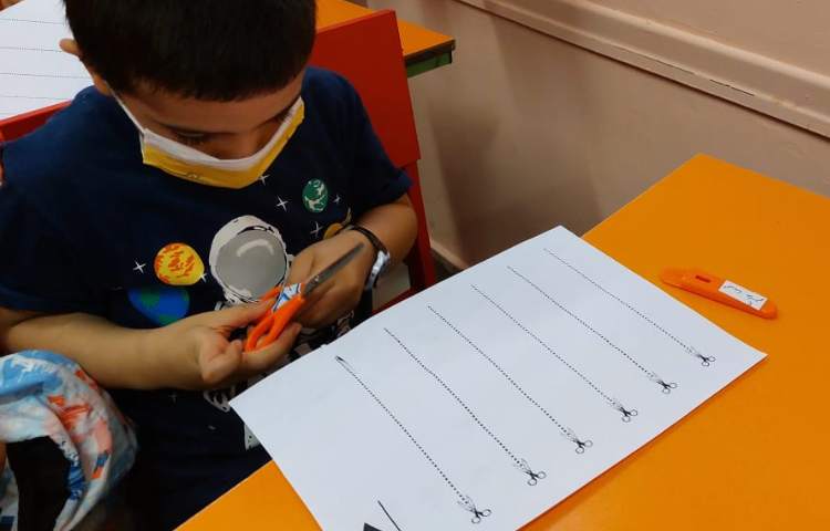 آموزش دست ورزی براساس خط تقارن 5