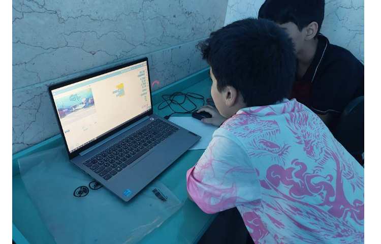 آموزش رایانه ( اسکرچ)