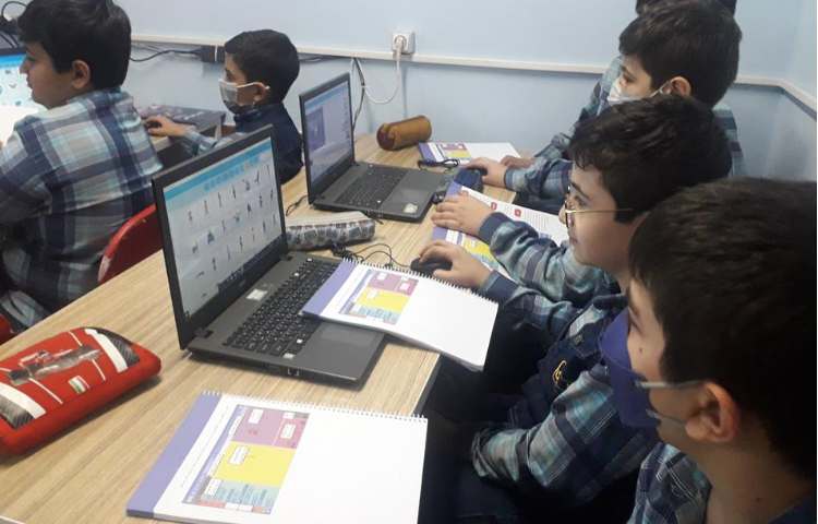 آموزش رایانه (مبحث اسکرچ ) پایه ششم