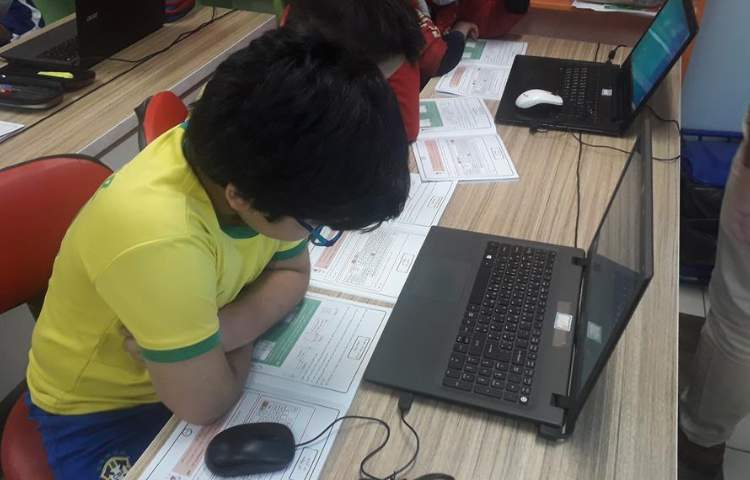 آموزش رایانه (مبحث اکسل) پایه چهارم دبستان 1