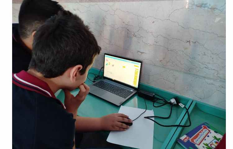 آموزش رایانه (نرم افزار اسکرچ) 2