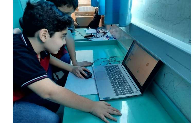 آموزش رایانه نرم افزار اسکرچ 3