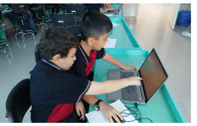 آموزش رایانه (نرم افزار پاورپوینت) 2