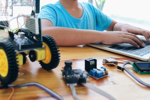 طرح درس کلی رباتیک