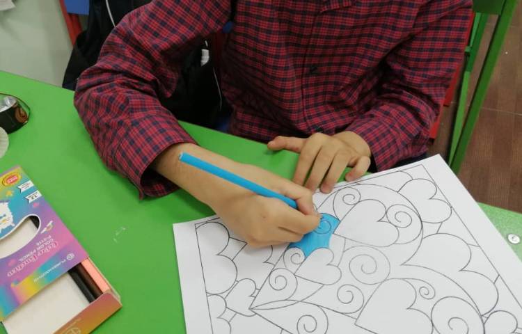 آموزش رنگ های اصلی و فرعی 2