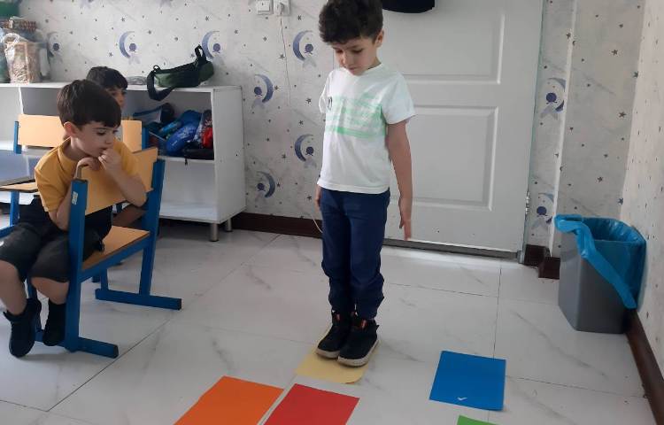 آموزش رنگ ها همراه با بازی 3