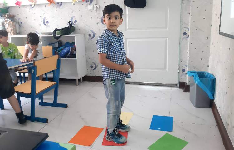 آموزش رنگ ها همراه با بازی 4