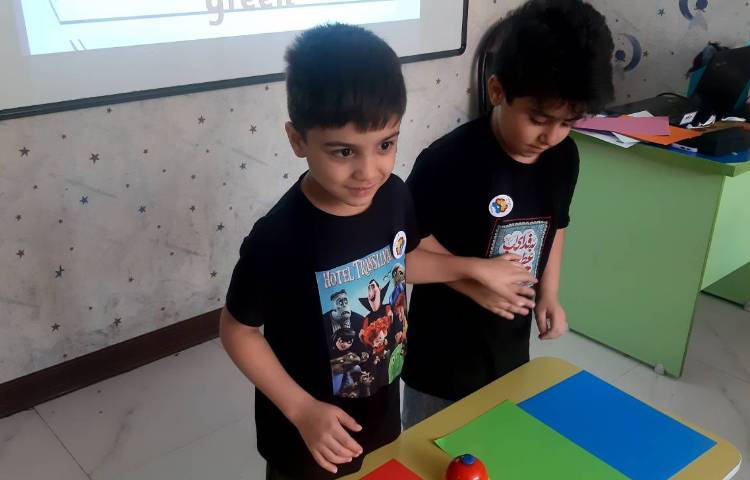 آموزش رنگ ها همراه با بازی