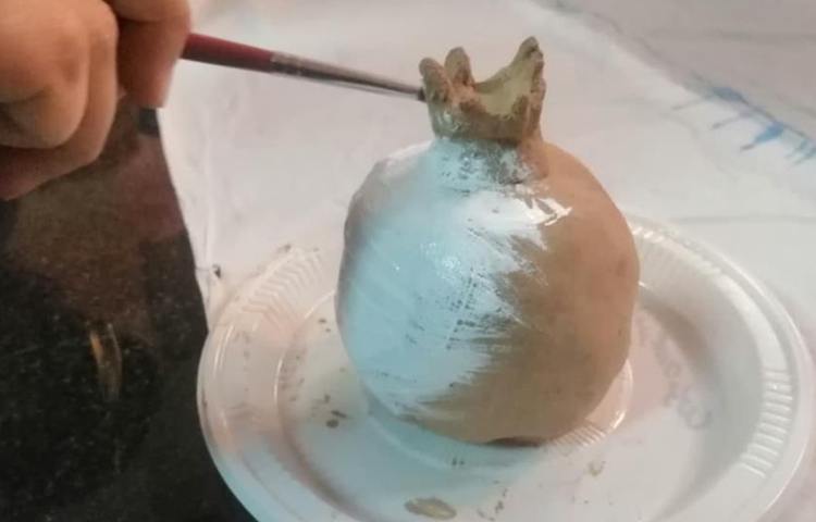 آموزش رنگ کردن انار سفالی پایه چهارم 1