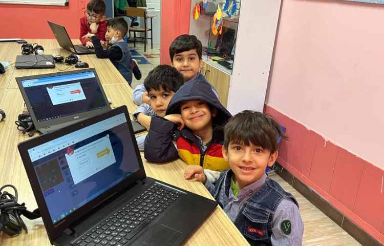 آموزش روند و توالی در انجام هر کاری با انجام بازی صفحه 93 کتاب