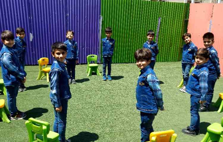 آموزش ریاضی با بازی (زوج و فرد ) دانش آموزان پایه دوم دبستان علوی شعبه غرب