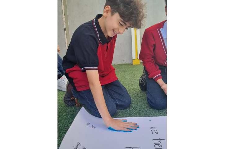 آموزش زبان : آگاهی‌بخشی در مورد پیشگیری از خشونتBullying Prevention Awareness 17