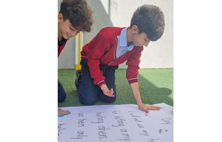 آموزش زبان : آگاهی‌بخشی در مورد پیشگیری از خشونتBullying Prevention Awareness 19