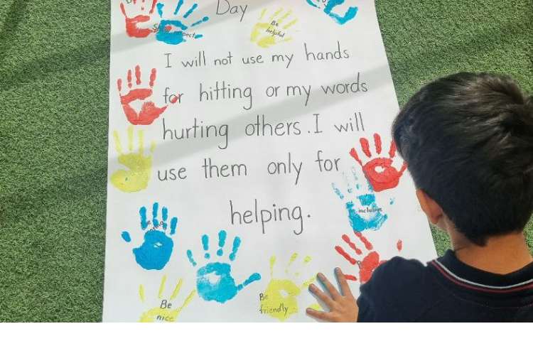 آموزش زبان : آگاهی‌بخشی در مورد پیشگیری از خشونتBullying Prevention Awareness 4